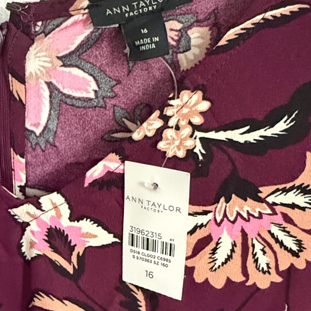 Ann Taylor Floral Dress in Plum and Blush - Picture 2 of 4
